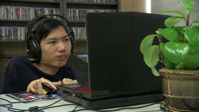 Social Talk : ชีวิตพลิกติดเกม จากหมากล้อมสู่นักกีฬาอีสปอร์ต