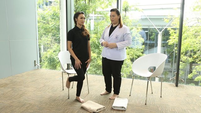 กายภาพบำบัดแก้ข้อเท้าแพลง