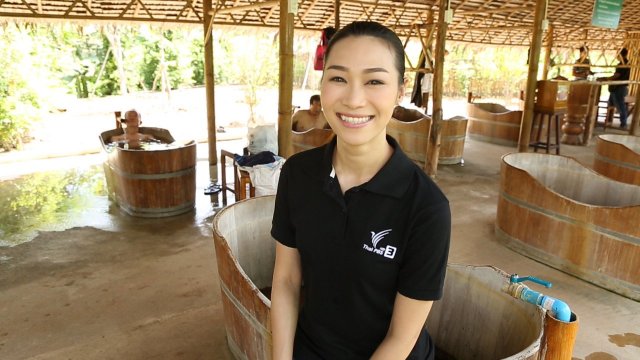 เก๋ายกก๊วน : อาบน้ำแร่ที่โป่งคำราม