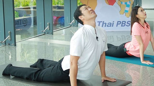 ยืดตัวแก้ปวดหลังส่วนล่าง